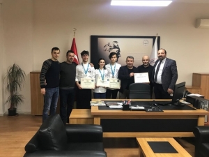 Aşçılık Programı Öğrencilerinden Gümüş Madalya