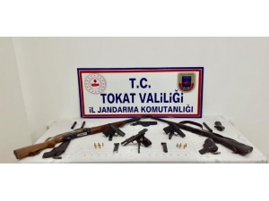 Tokat’ta Silah Kaçakçılığı Yapan 3 Kişi Yakalandı