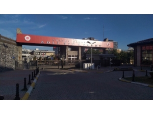 İş Adamı Ali Armağan’ın Oğlunun Cenazesi Adli Tıp Kurumuna Getirildi