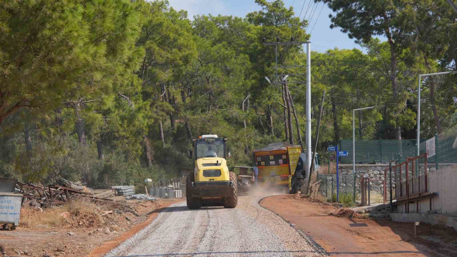 kesefli-mahallesi-nde-2-kilometrelik-yol-asfaltla-bulustu