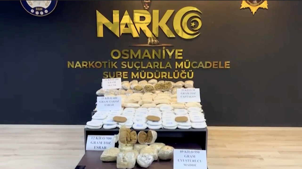 osmaniye-ve-gaziantep-polisinden-ortak-operasyon-89-kilo-uyusturucu-ele-gecirildi