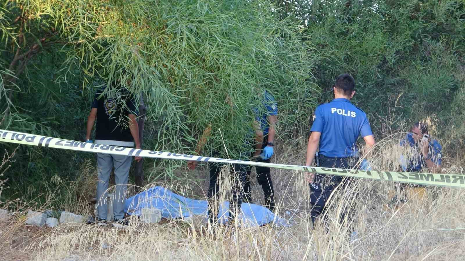 dogum-gununde-cansiz-bedeni-bulundu-kardesin-feryadi-yurek-sizlatti