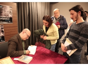 Nilüfer’de Turgay Fişekçi İle Şiir Dünyasına Bakış