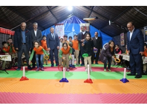 Elazığ’da Öğrencilerin Sosyal Anlamda Desteklenmesi İçin Etkinlik Çadırı