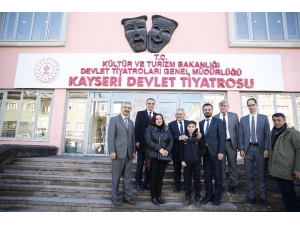 Büyükkılıç’ın Gayretleri İle Devlet Tiyatrosu Kayseri’de