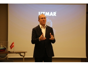 Kaptansız Gemi Geliyor