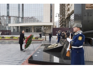 Azerbaycan Halkı Hocalı Katliamı’nı 28. Yıl Dönümünde Anıyor
