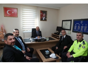 Vali Çakacak, Sivrihisar İlçesini Ziyaret Etti