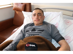 Depremde Enkaz Altından Kurtarılanlar O Anları Anlattı