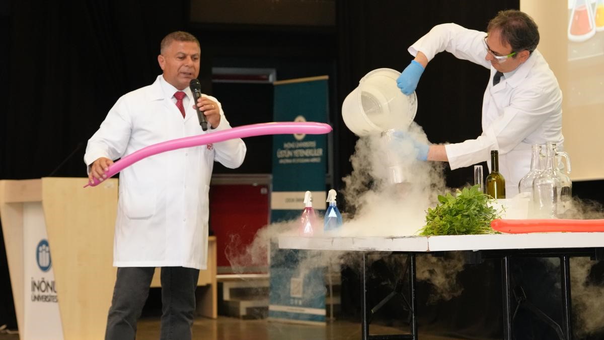 inonu-universitesi-nde-bilim-yaz-kampi-basladi