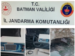 Türbede Kaçak Kazı Yapan 4 Kişi Gözaltına Alındı