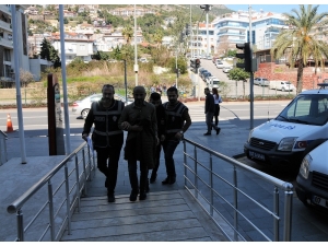 Kasten Öldürmeye Teşebbüs Suçundan Aranan Şüpheli Tutuklandı