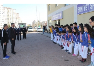 Emniyet Müdürü Karabörk’ten Tdp’ye Ziyaret