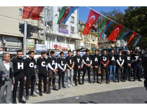 Hocalı Katliamında Yaşamını Yitirenler Manisa’da Anıldı