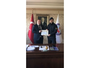 Yaptığı İlk Yardımla Hayat Kurtaran Uzman Jandarma Ödüllendirildi