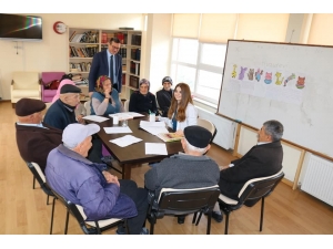 Huzurevinde Okuma-yazma Bilmeyen Kalmayacak