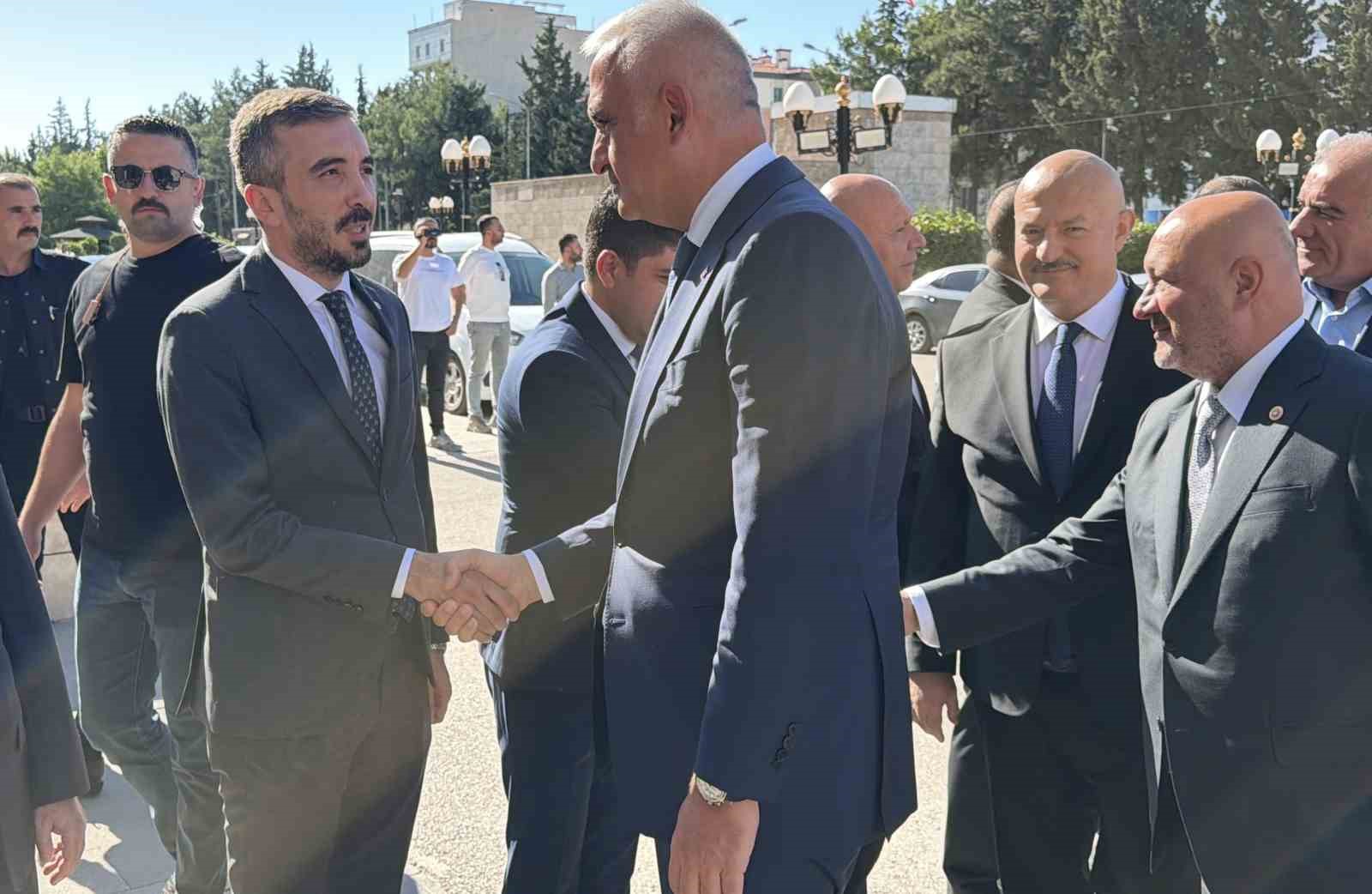 kultur-ve-turizm-bakani-ersoy-adiyaman-da