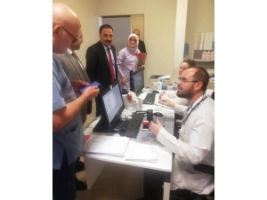 Başkan Özgür Yıldırım: "Sağlık Çalışanlarını Hedef Gösteriyorsunuz"