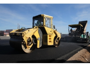 Kamyoncular Garajı Asfaltlanıyor