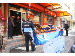 Sultangazi Belediyesi’nden Kaldırım İşgali Önlemi