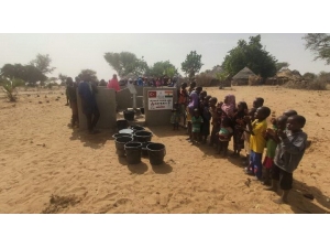 Lise Öğrenci Ve Öğretmenlerinden Nijer’de Su Kuyusu