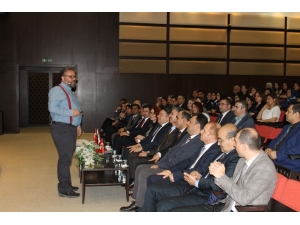 Gaün Hastanesi’nde İletişim Eğitimi Düzenlendi