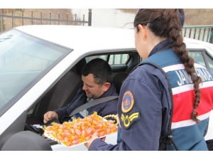 Jandarma Uygulama Yaptı, Vatandaş Memnun Oldu