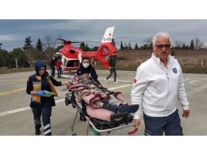 Felç Geçiren Yaşlı Adamın Yardımına Ambulans Helikopter Yetişti