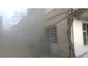 Bursa’da Mobilya Atölyesinde Yangın