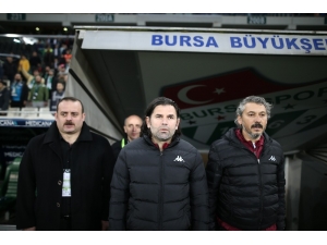 İbrahim Üzülmez: "Bursaspor Bu Yarışın İçerisinde Olacak"