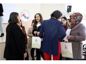 Gebelikte Bakım Beslenme Ve Egzersiz