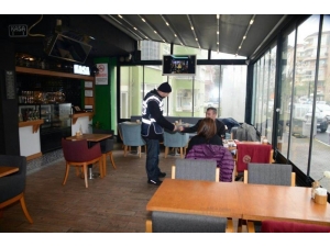 Balıkesir’de Polis 17 Aranan Şahsı Yakaladı