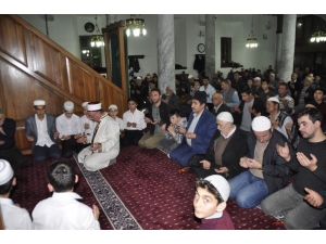 Afyonkarahisar’da Regaip Kandili Huşu İçerisinde İdrak Edildi