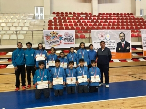 Badmintonda Malatya Takımları Birinci Oldu