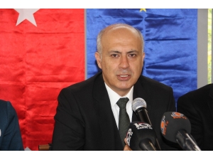 Rektör Çamsarı, Mersin’de Korona Virüsü İddialarını Yalanladı