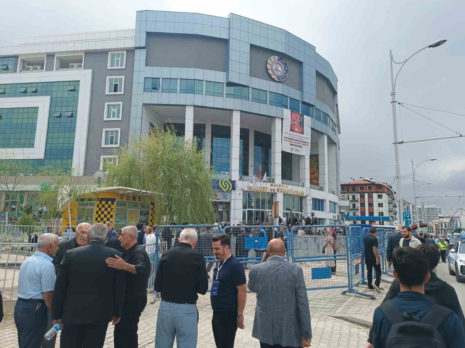 mtso-da-oguzhan-ata-sadikoglu-yeniden-baskan