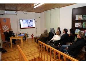 Eysam’da Tarihi Eyüpsultan Oyuncakları Konuşuldu