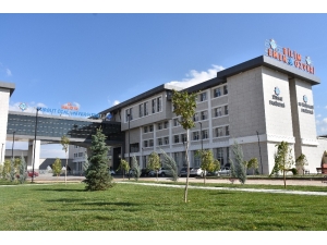 Malatya Turgut Özal Üniversitesi’nden İdlib Saldırına Kınama