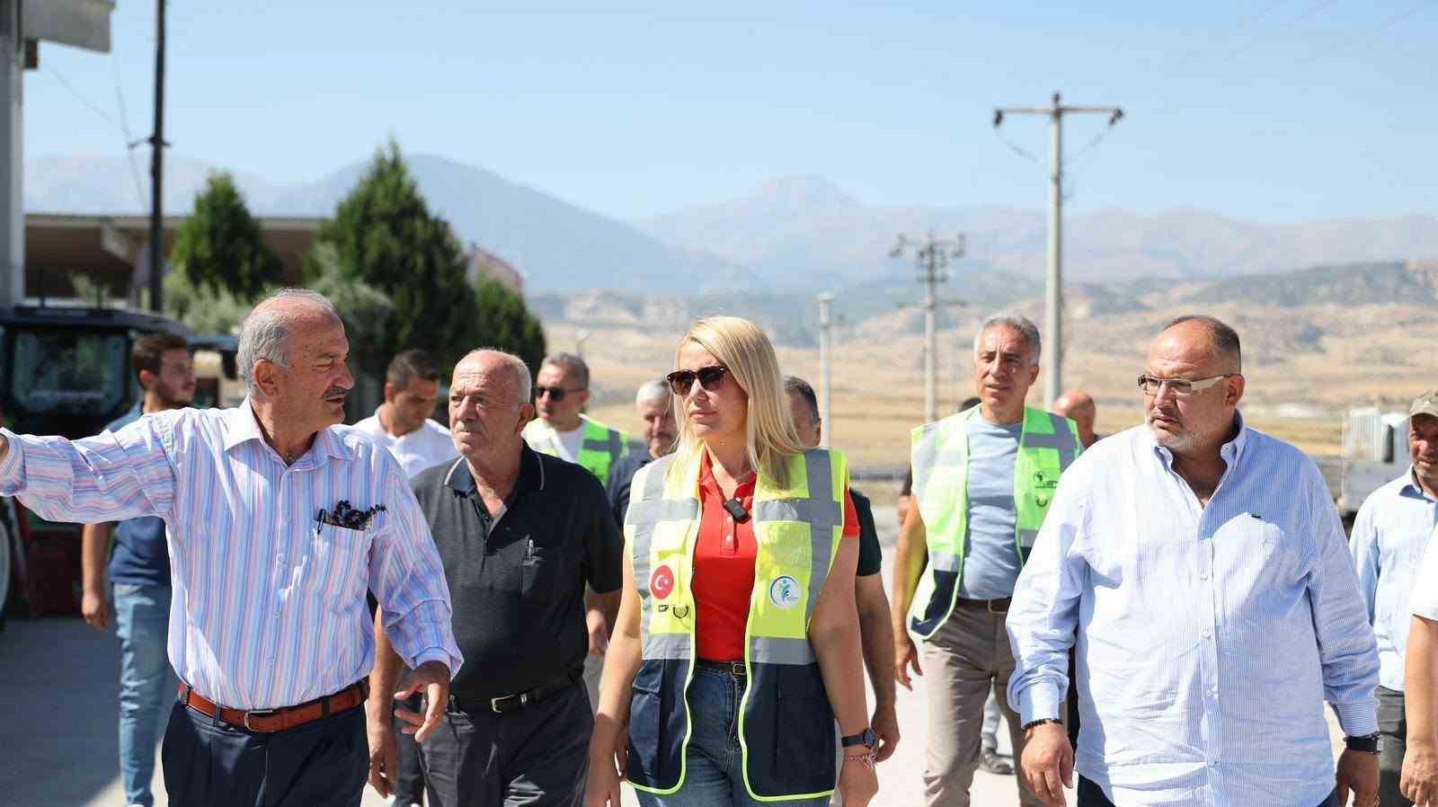 merkezefendi-de-yol-calismalari-hiz-kesmeden-devam-ediyor