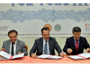 ’’Yüz Yüze Iıı’’ Projesi Protokol İmza Töreni