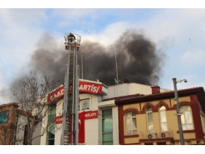 Klima Patlaması Sonucu Çıkan Yangın Söndürüldü
