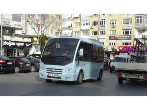 Minibüsçüler Araçlarına Siyah Kurdele Bağlayarak Şehitleri Andı