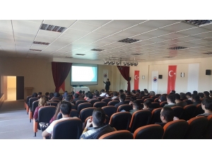 Boyabat Myo Öğrencilerine Dgs Semineri