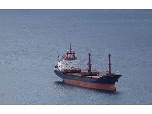 Ayvacık’a Demir Atan Gemi Ekipleri Harekete Geçirdi