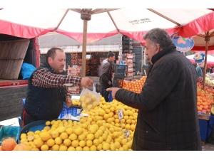 Kış Meyvelerinin Fiyatı Sezon Sonuna Doğru Yükseldi