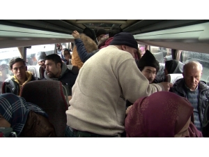 Avrupa’ya Gitmek İsteyen Mültecilerin Otogarda Oluşturduğu Yoğunluk Devam Ediyor