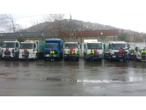 Konaklı İşçilerden Şehitlere Saygı Duruşu