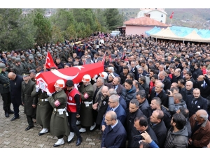 İdlib Şehidini Binler Uğurladı