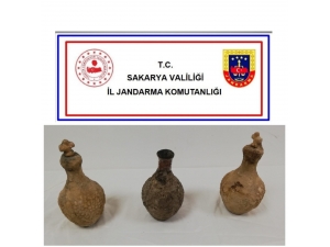 Üç Adet Tarihi Toprak Testi Ele Geçirildi