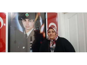 Şehit Annesi İdlib Şehitlerinin Annelerine Seslendi